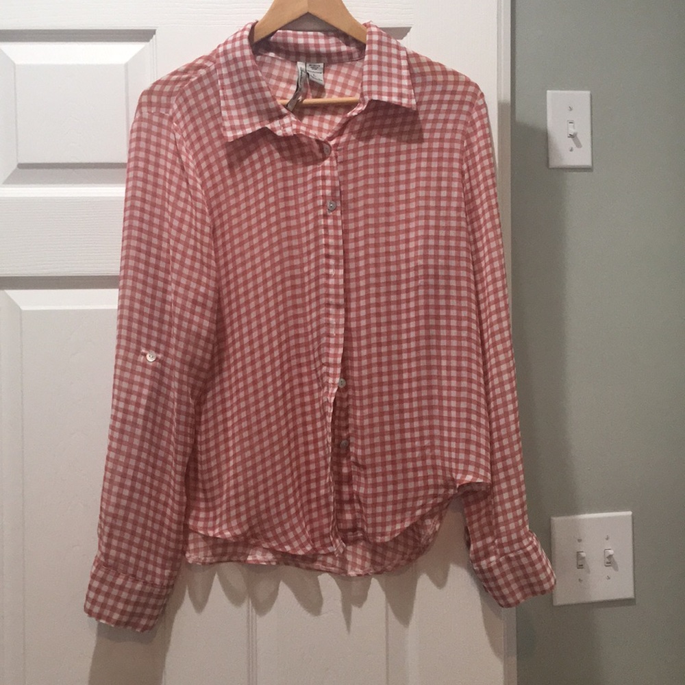 Sheer gingham American rag button down